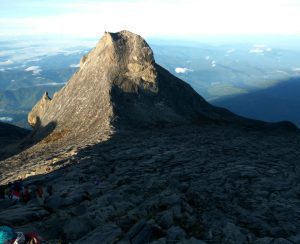 MOUNT KINABALU, 4025 MASL  PACKAGE A - LEMAING HOSTEL (WEST MALAYSIA / SARAWAK )
